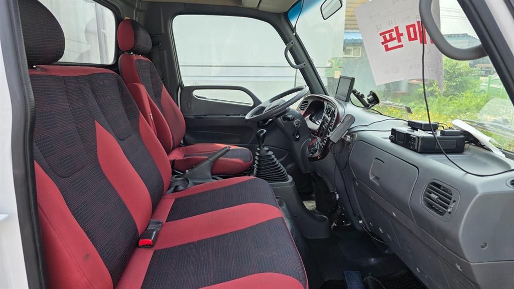 현대 E-마이티 2.5톤 냉동탑 2014년식 중고 화물차 2014-12 주행 572,537km 상세 이미지 11