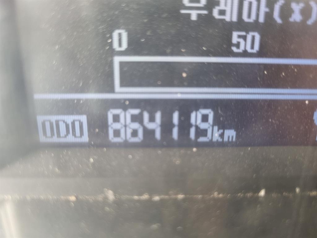현대 트라고 22.5톤 투쓰리 암롤트럭 2013년식 주행 864,042km 중고 화물차 상세 이미지 15