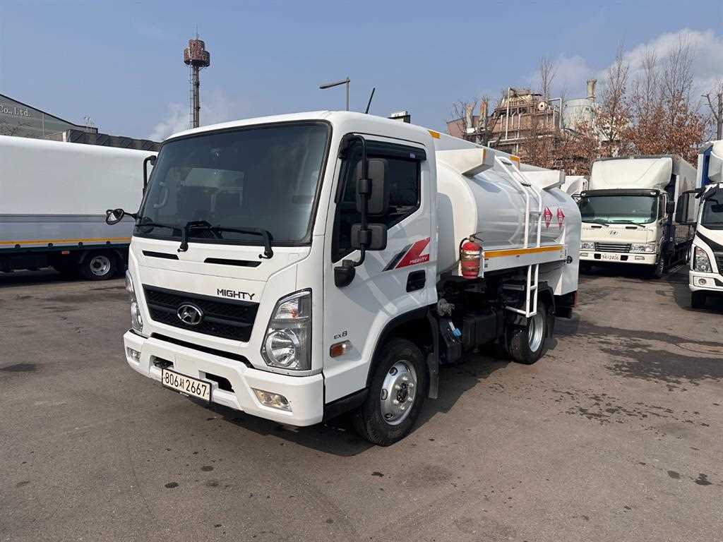 3.5톤 홈로리 탱크로리 2023년식 주행 196,442km 중고 화물차 홈/탱크로리 대표 이미지
