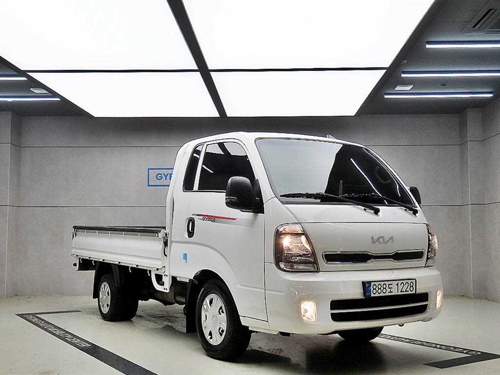 기아 봉고3 1톤 카고 LPG 2025년식 주행 13,357km 중고 화물차 대표 이미지