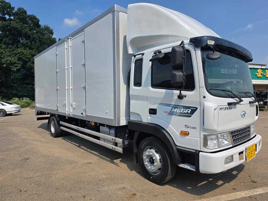현대 익스탑 5톤 2020년식 주행 96,651km 중고 화물차, 길이 7m 높이 2500mm 대표 이미지