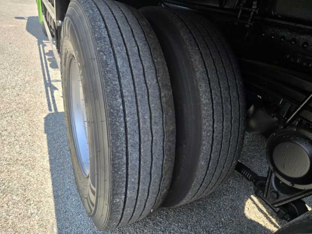 현대 트라고 16톤 암롤트럭 2015년식 주행 158,903km 중고 화물차 상세 이미지 8