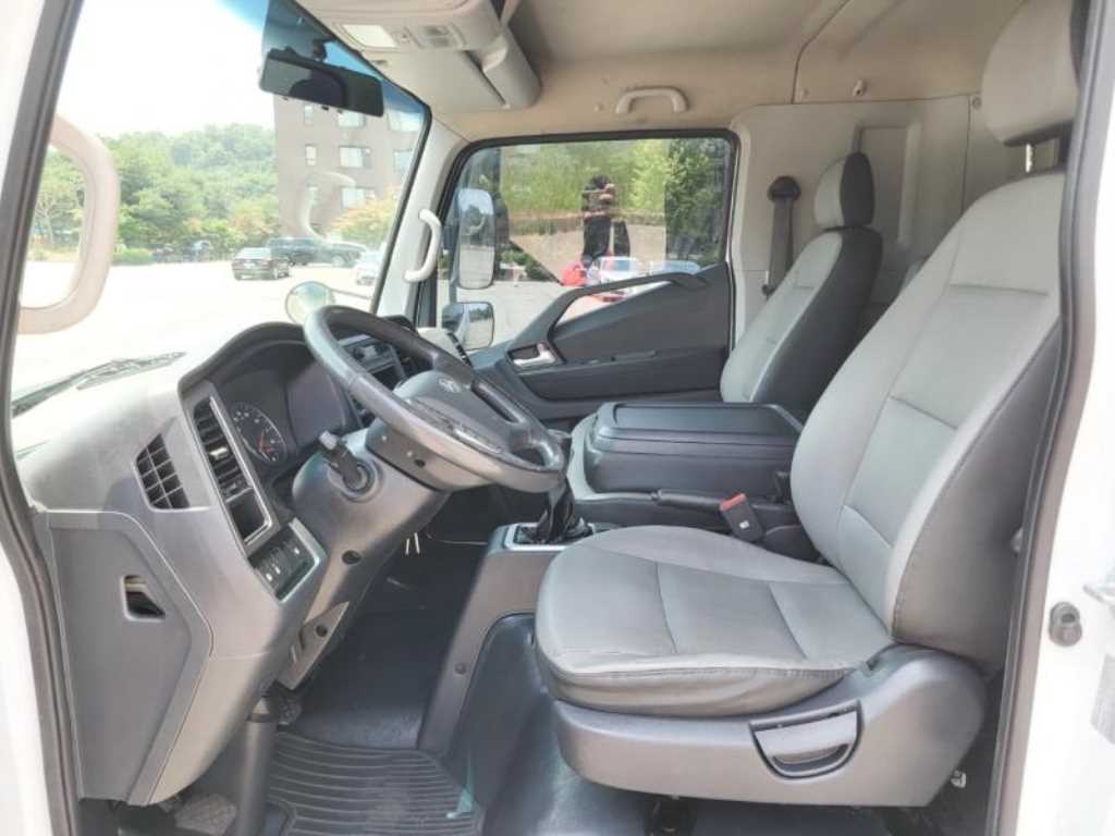 현대 중대형화물 익스탑 2.5톤 2020년식 주행 125,358km 중고 화물차 상세 이미지 11