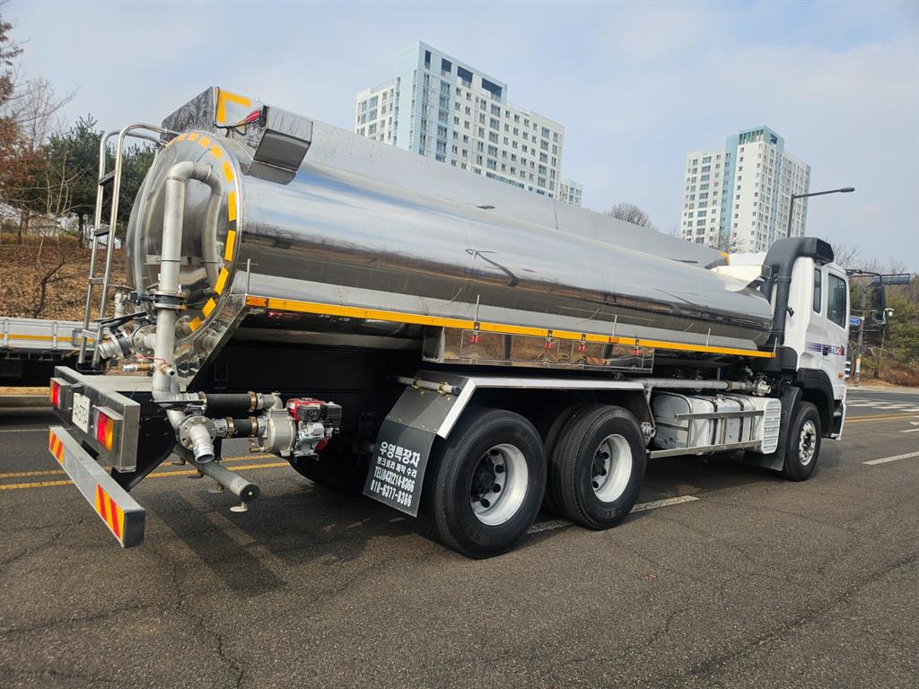 24톤 스텐 15,500L 살수차 2011년형 주행 1,159,387km 중고 화물차 상세 이미지 5