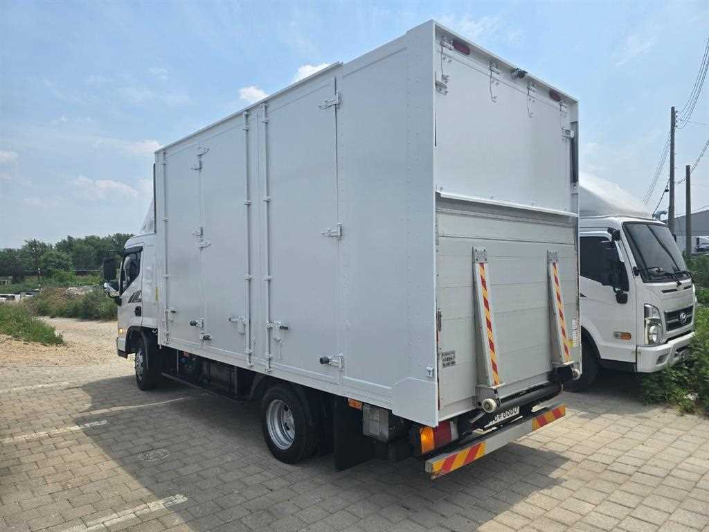 2021년식 주행 52,757km 2.5톤 익스탑 파워게이트 중고 화물차 상세 이미지 6
