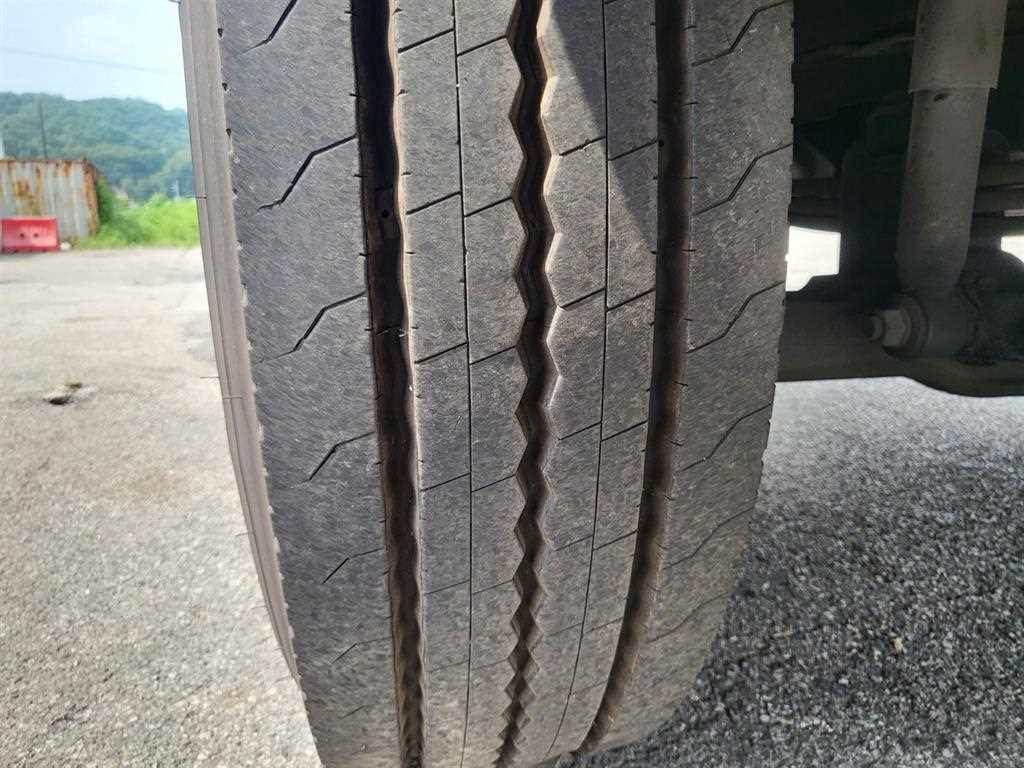 8톤 살수차 2004년형 주행 621,850km 중고 화물차 상세 이미지 12