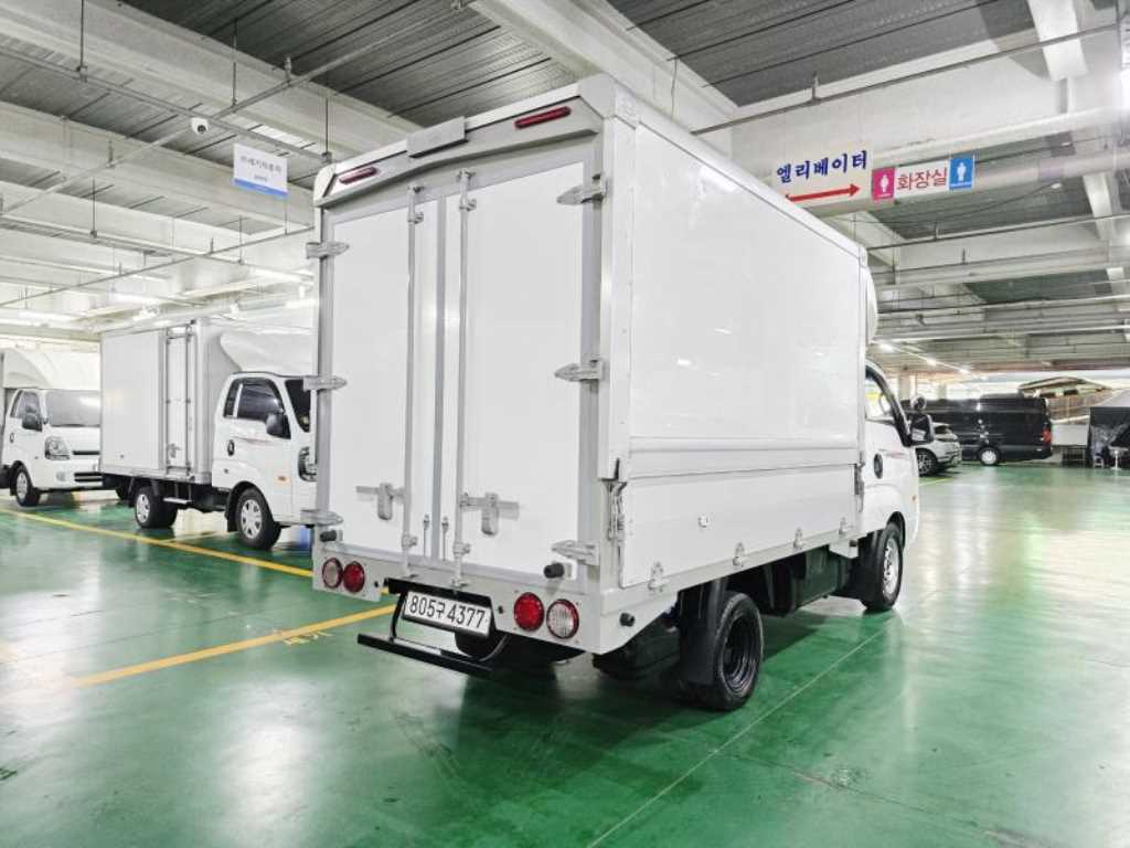 기아 더뉴봉고3 1톤 전동식 윙바디 2022년식 주행 26,780km 중고 화물차 상세 이미지 7