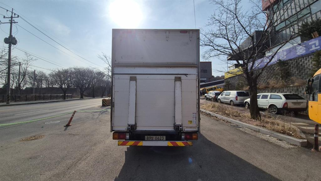 2.5톤 익스하이 내장탑 파워게이트 2019년식 주행 227,600km 중고 화물차 익스탑 상세 이미지 17
