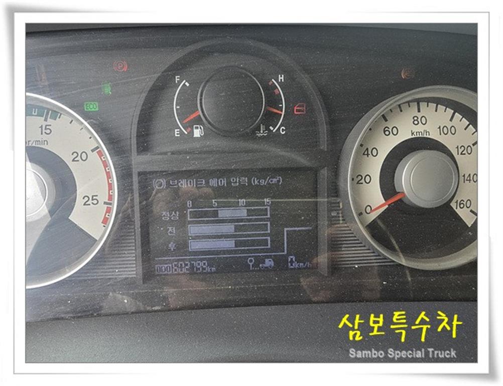 현대 트라고 24톤 1+3축 암롤트럭 2012년식 주행 602,799km 중고 화물차 상세 이미지 8