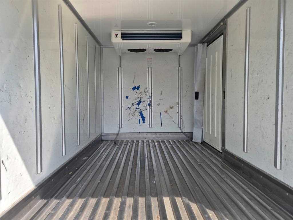 현대 포터2 슈퍼캡 초장축 1톤 하이냉동탑 2022년식 주행 158,408km 중고 화물차 상세 이미지 9