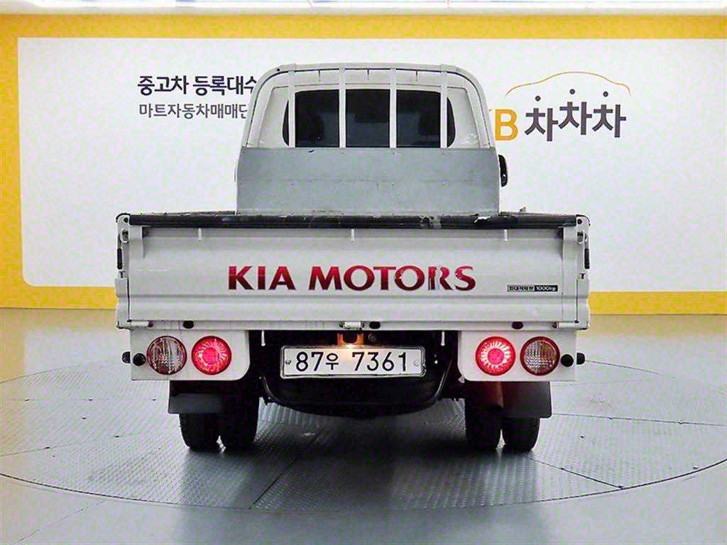 기아 봉고3 1톤 킹캡 초장축 카고 2014년식 주행 105,450km 중고 화물차 상세 이미지 3