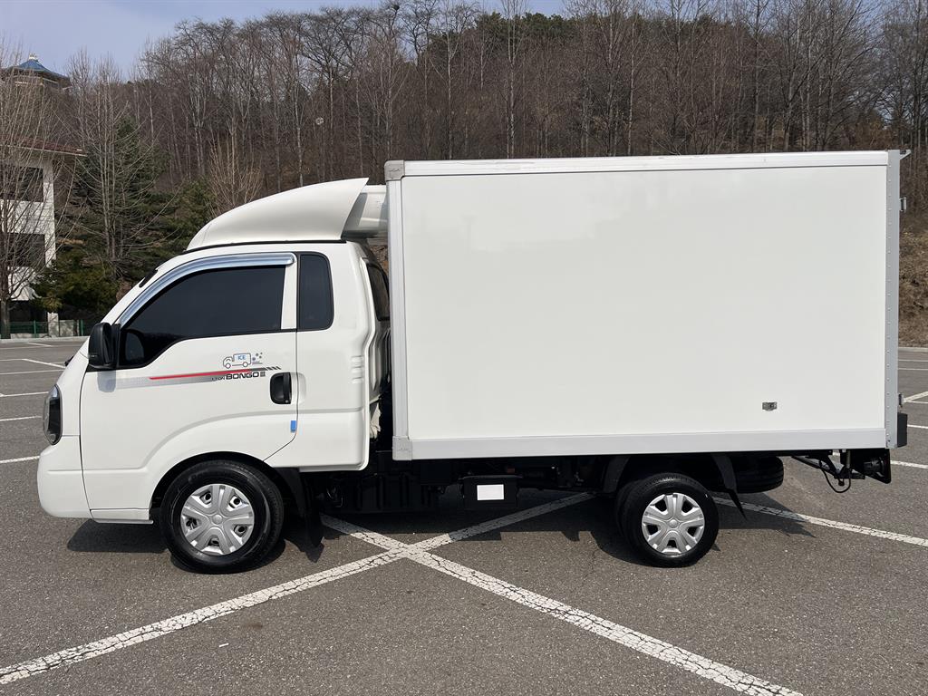 기아 더뉴봉고3 1톤 냉동탑 킹캡 초장축 2022년식 주행 153,434km 중고 화물차 상세 이미지 4