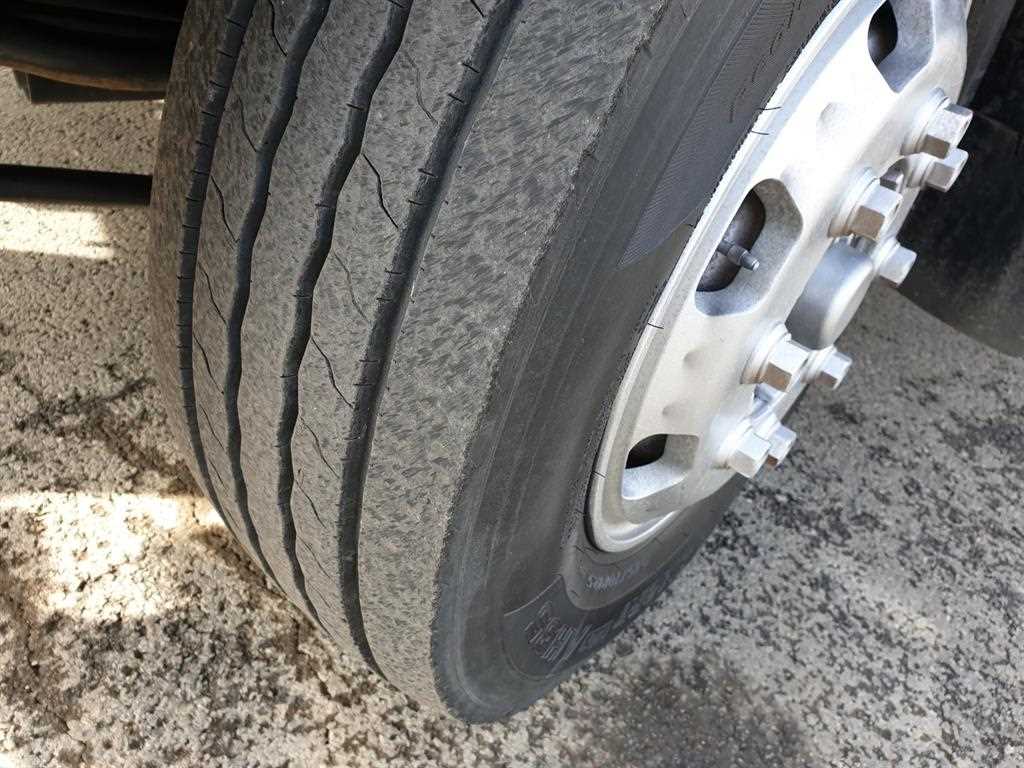 현대 4.5톤 후축 셀프로더 2008년식 주행 768,599km 중고 화물차 상세 이미지 17