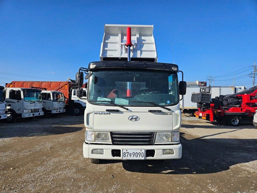 2010년식 주행 272,535km 현대 4.5톤 저상 앞축 롱덤프 중고 화물차 상세 이미지 9