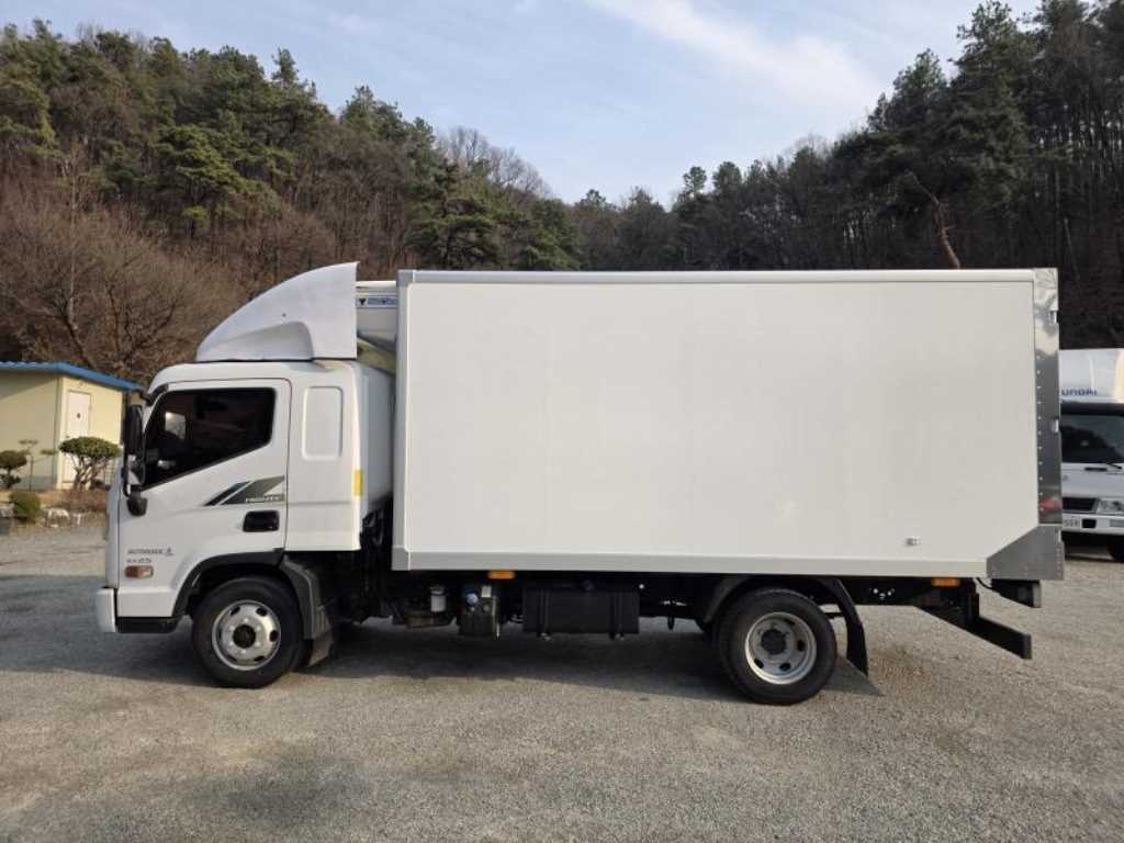 현대 올뉴마이티 2.5톤 냉동탑 2021년식 주행 5,881km 중고 화물차 상세 이미지 8