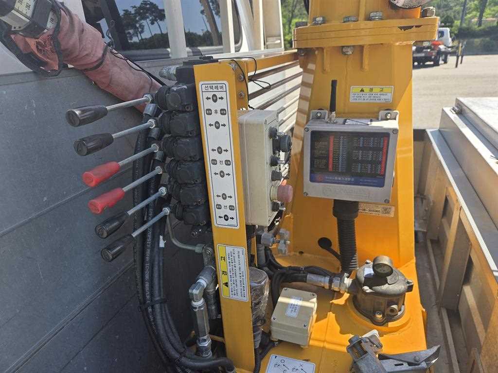 기아 더뉴봉고3 1톤 동해950 바가지차 2019년식 주행 114,435km 중고 화물차 상세 이미지 11