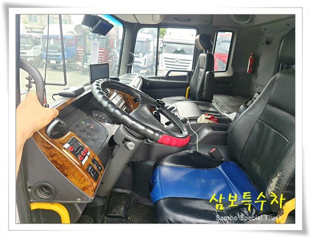 현대 뉴 파워트럭 8.5톤 스텐 살수차 2005년식 중고 화물차 2005-09 주행 964,443km 상세 이미지 12