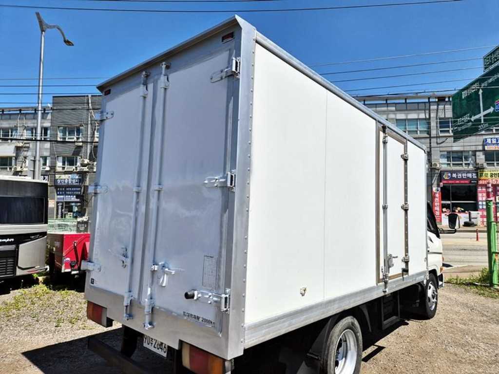 현대 e 마이티 2톤 냉동탑 2013년식 주행 263,703km 중고 화물차 상세 이미지 5