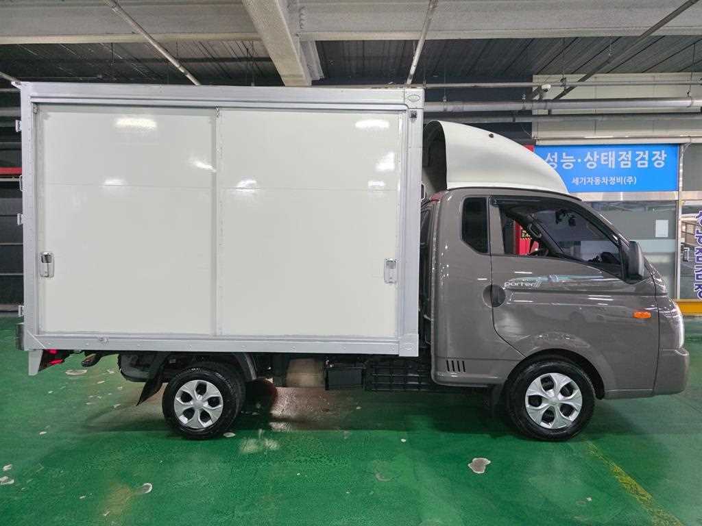 현대 포터2 1톤 하이내장탑 2024년식 주행 59,631km 중고 화물차 상세 이미지 6