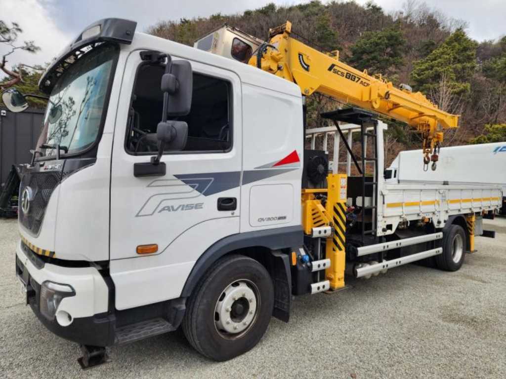현대 파비스 5.5톤 수산 7단 카고크레인 2023년식 주행 10,269km 중고 화물차 상세 이미지 6