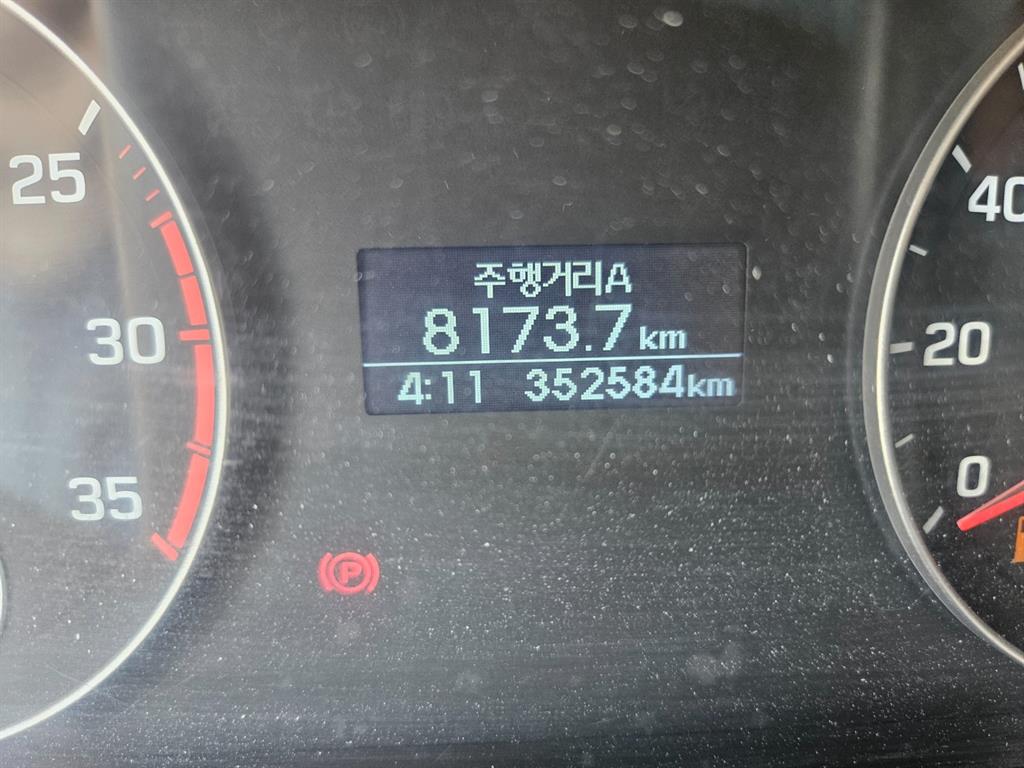 3.5톤 알루미늄 탱크로리 2016년식 주행 352,464km 중고 화물차 홈/탱크로리 상세 이미지 14