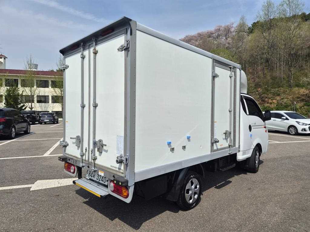 현대 포터2 슈퍼캡 초장축 1톤 하이냉동탑 2022년식 주행 158,408km 중고 화물차 상세 이미지 5