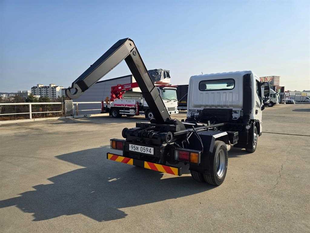 현대 마이티 3.5톤 암롤트럭 2018년식 중고 화물차 2018-06 주행 131,565km 상세 이미지 11