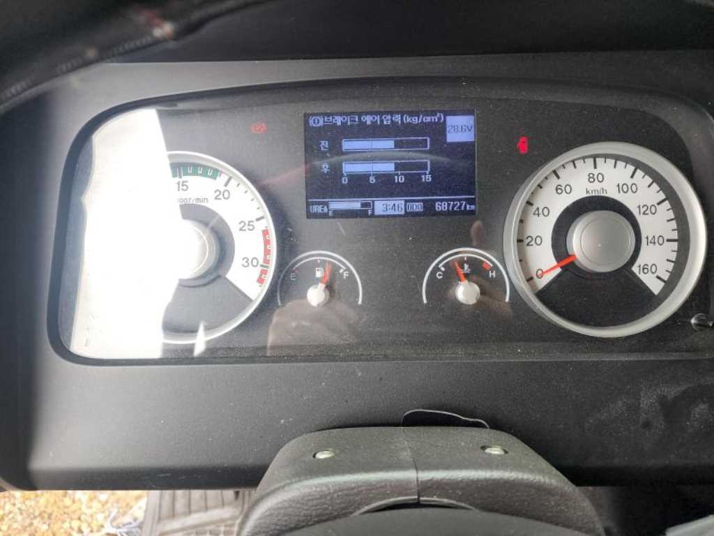 2019년식 주행 68,716km 현대 7톤 셀프로더 중고 화물차 상세 이미지 7