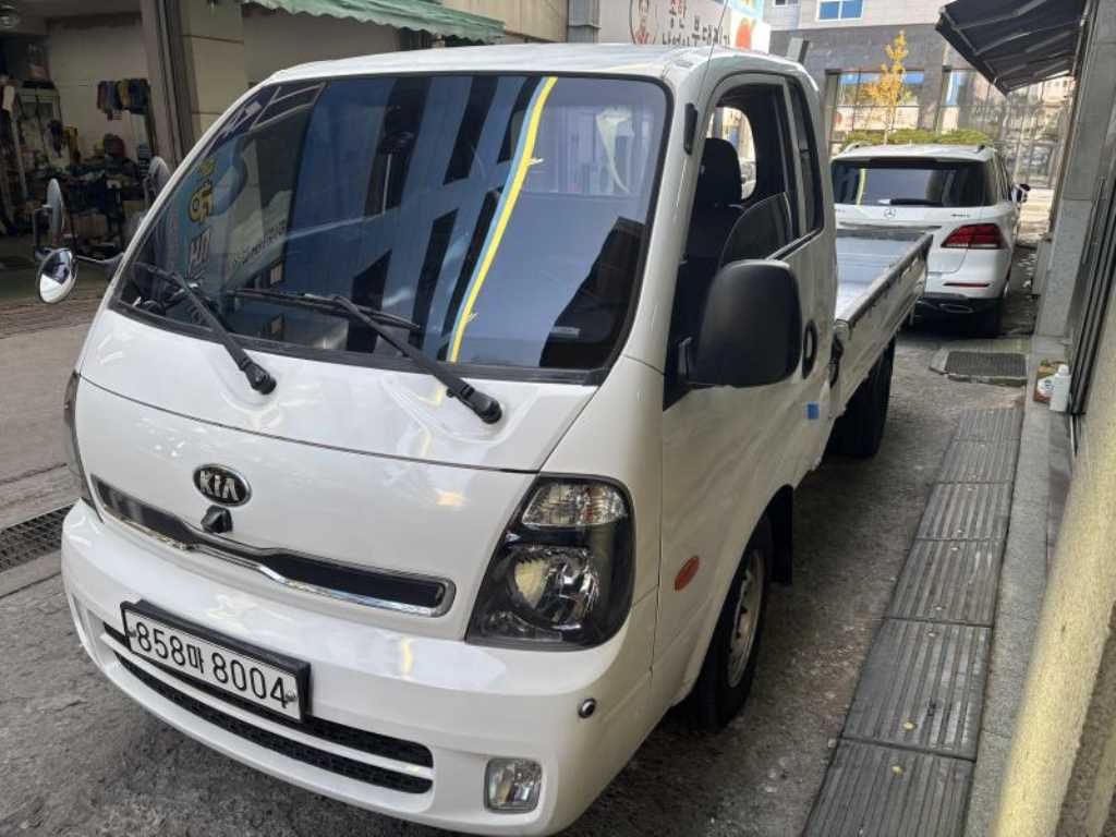 기아 봉고3 1톤 카고 2016년식 주행 111,809km 중고 화물차 상세 이미지 6