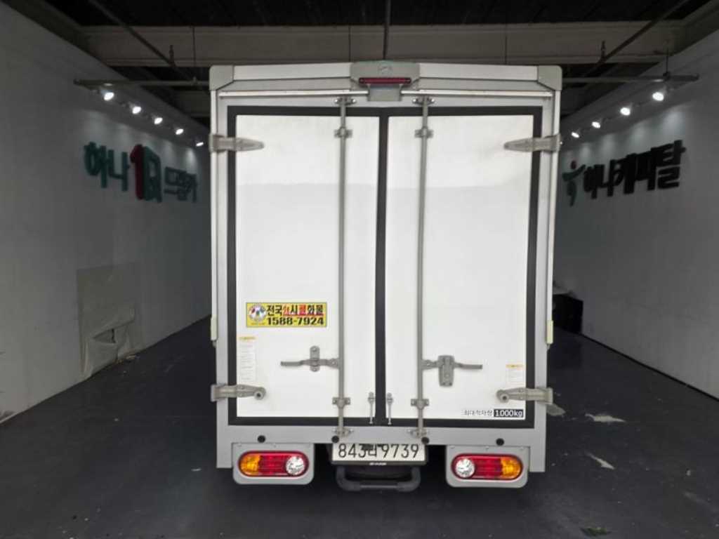 현대 포터2 LPG2.5터보 1톤 수동식 윙바디 2025년식 주행 9,401km 중고 화물차 상세 이미지 3
