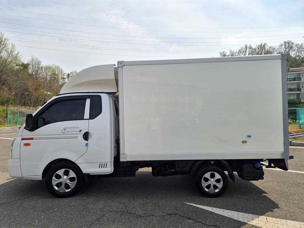 현대 포터2 슈퍼캡 초장축 1톤 하이냉동탑 2022년식 주행 158,408km 중고 화물차 상세 이미지 8
