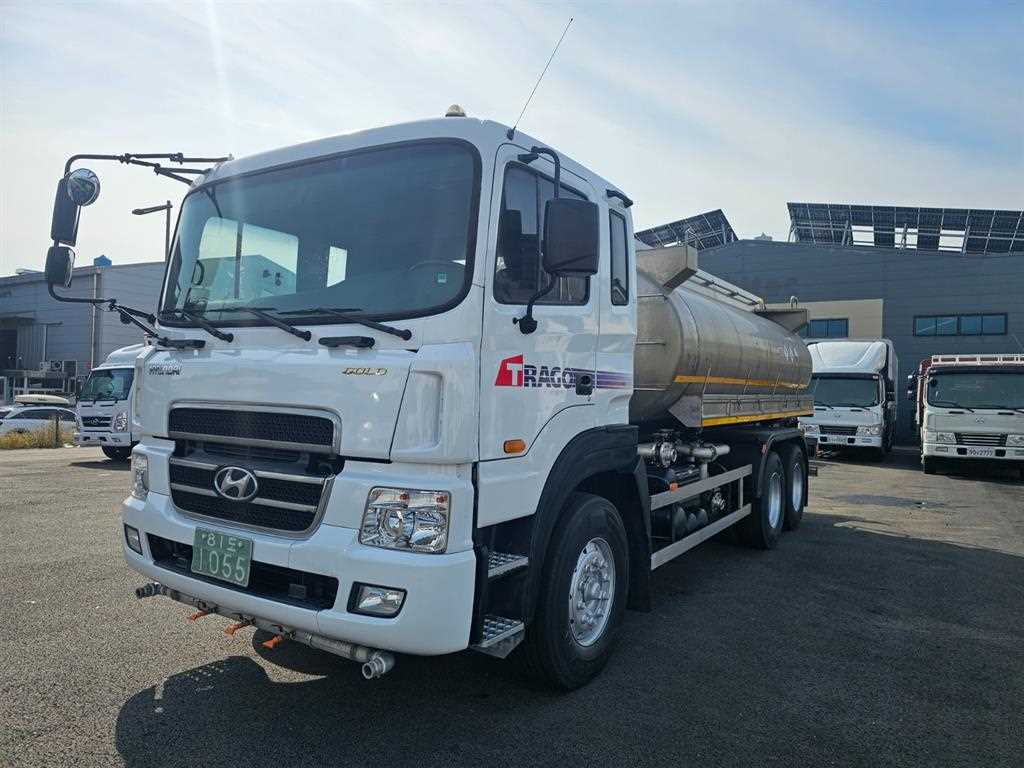 현대 뉴파워트럭 15.5톤 살수차 2004년식 중고 화물차 2004-09 주행 638,330km 대표 이미지