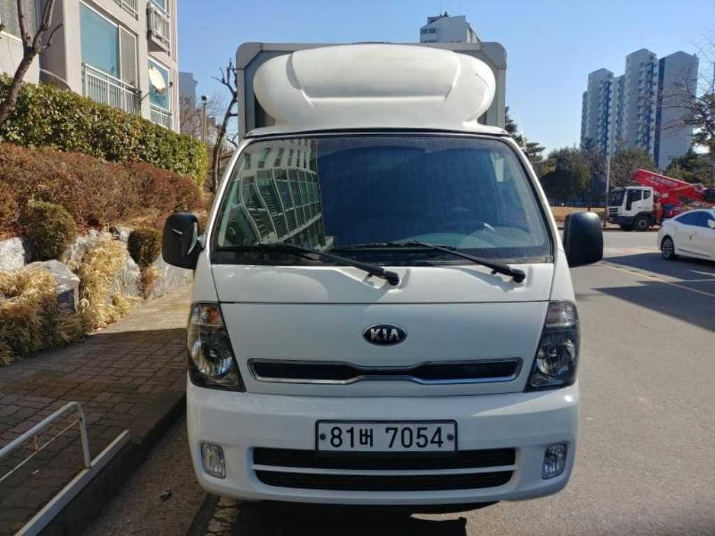 기아 봉고3 1톤 윙바디 2015년식 주행 109,439km 중고 화물차 대표 이미지