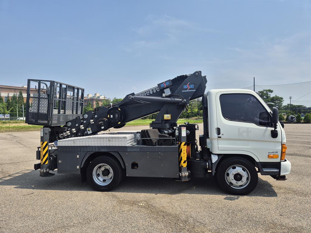 2.5톤 다산240 고소작업차 2020년식 주행 9,014km 중고 화물차 바가지차 상세 이미지 4