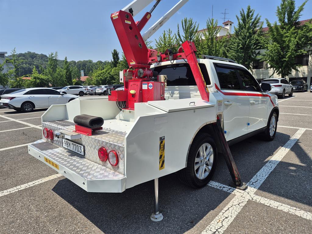 KG모빌리티 렉스턴 스포츠 칸 1톤 고소작업차 2019년식 주행 32,655km 중고 화물차 바가지차 상세 이미지 9