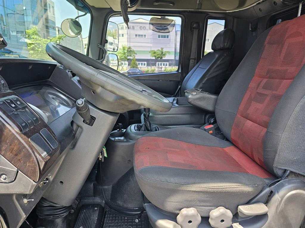 광림 1204EX 5톤 크레인 집게차 2017년형 주행 231,120km 중고 화물차 상세 이미지 11