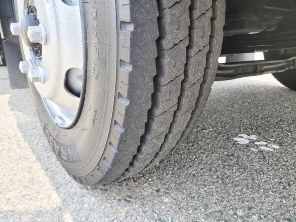 현대 중대형화물 익스탑 2.5톤 2020년식 주행 125,358km 중고 화물차 상세 이미지 18