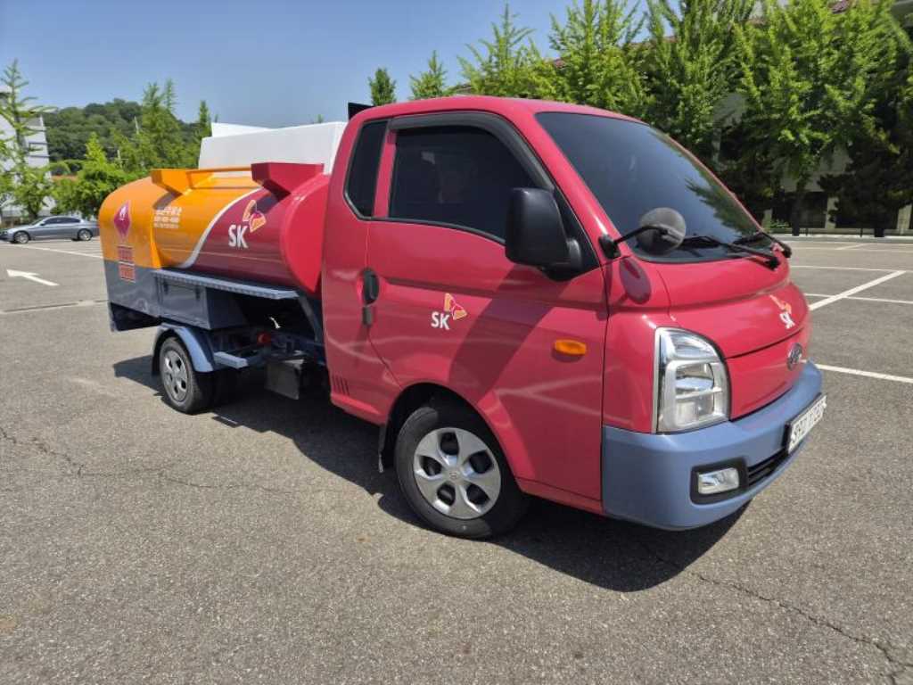 포터2 1톤 유조차 1750L 알탱크 2020년식 중고 화물차 1톤 홈/탱크로리 2020 중고화물차 매물 사진