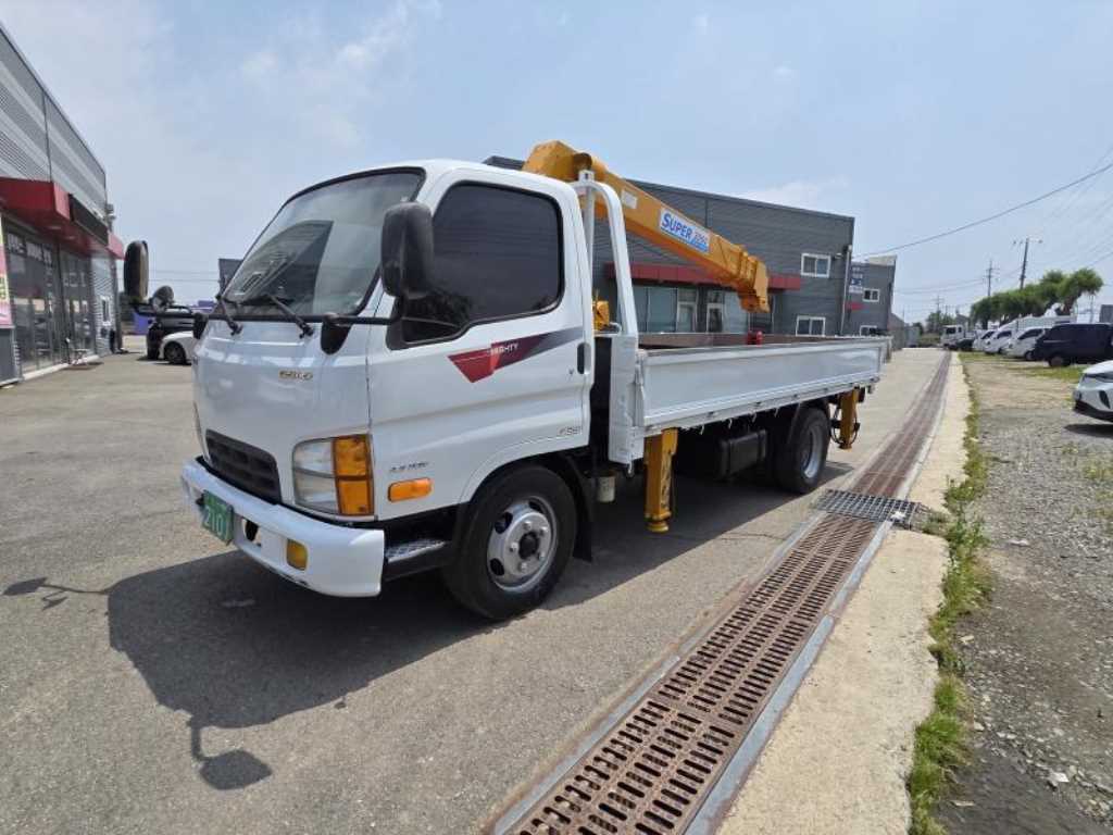 2.5톤 DPF 장착 카고크레인 2006년식 주행 2,028km 중고 화물차 대표 이미지