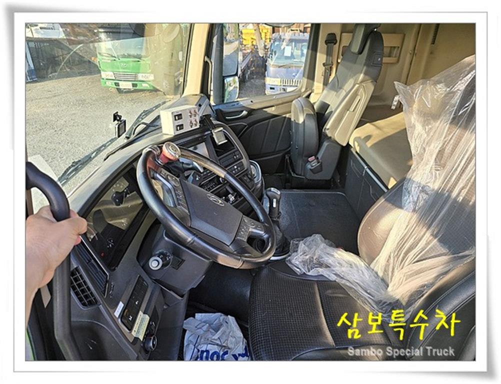 현대 엑시언트 16톤 스텐 고압 살수차 2017년식 중고 화물차 2017-12 주행 238,770km 상세 이미지 9