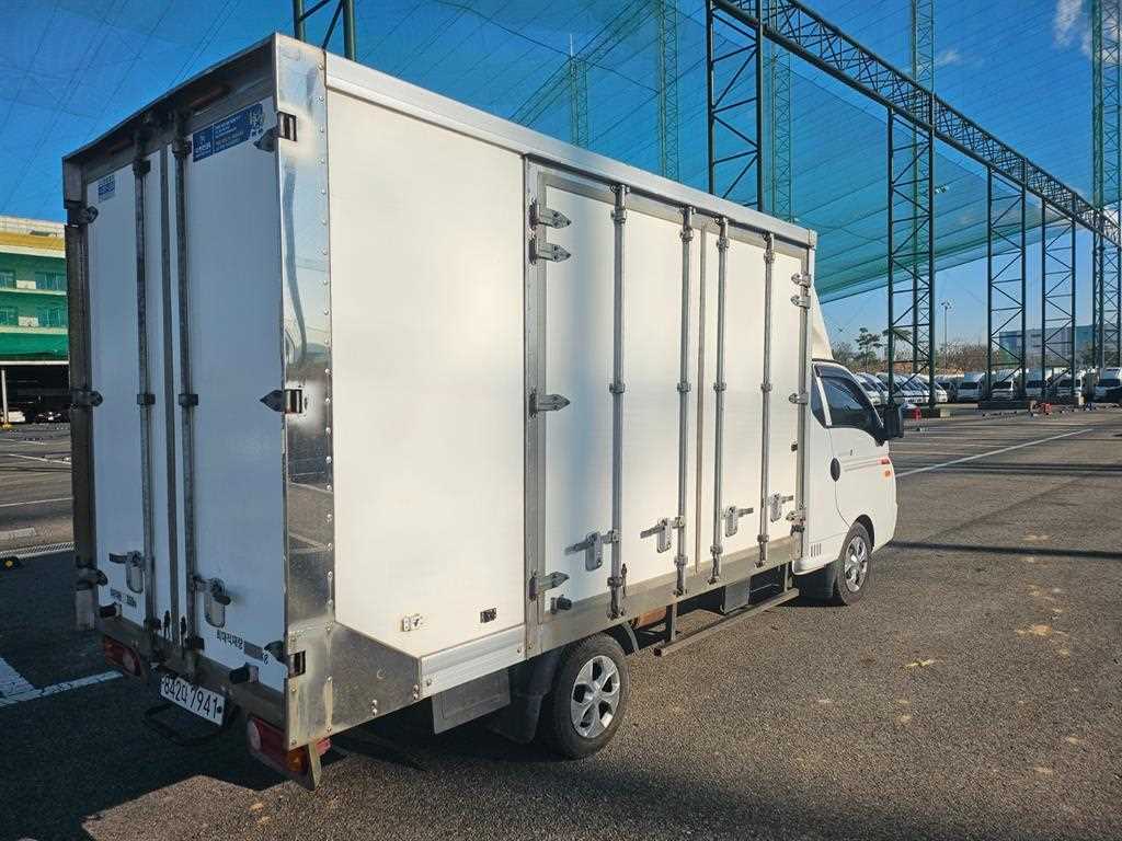 현대 포터2 1톤 하이냉동탑 2022년식 주행 251,314km 중고 화물차 상세 이미지 5