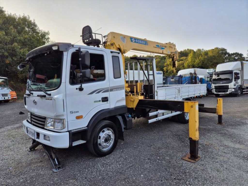 현대 메가트럭 5톤 수산 736 카고크레인 2017년식 주행 66,300km 중고 화물차 상세 이미지 8
