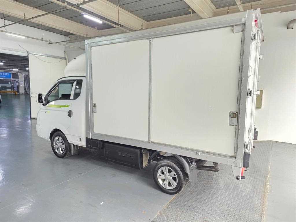 현대 포터2 EV 1톤 하이내장탑 2023년식 주행 66,985km 중고 화물차 상세 이미지 3