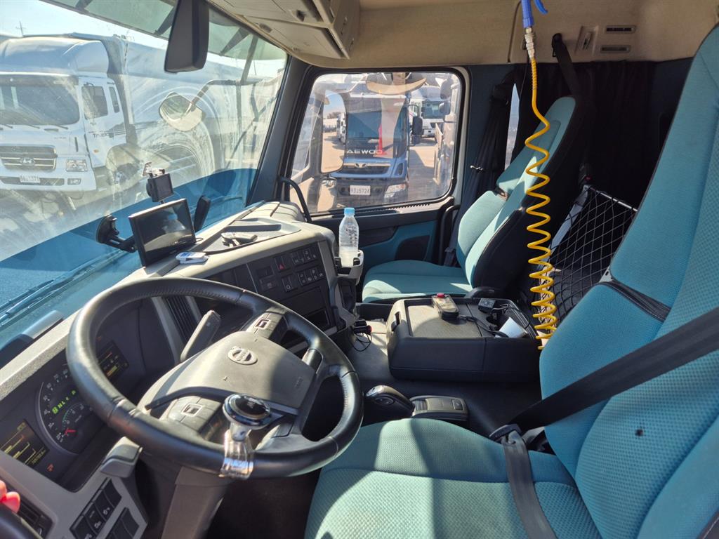 볼보 FM500 25톤 무빙워킹 암롤트럭 2020년식 주행 724,094km 중고 화물차 상세 이미지 18