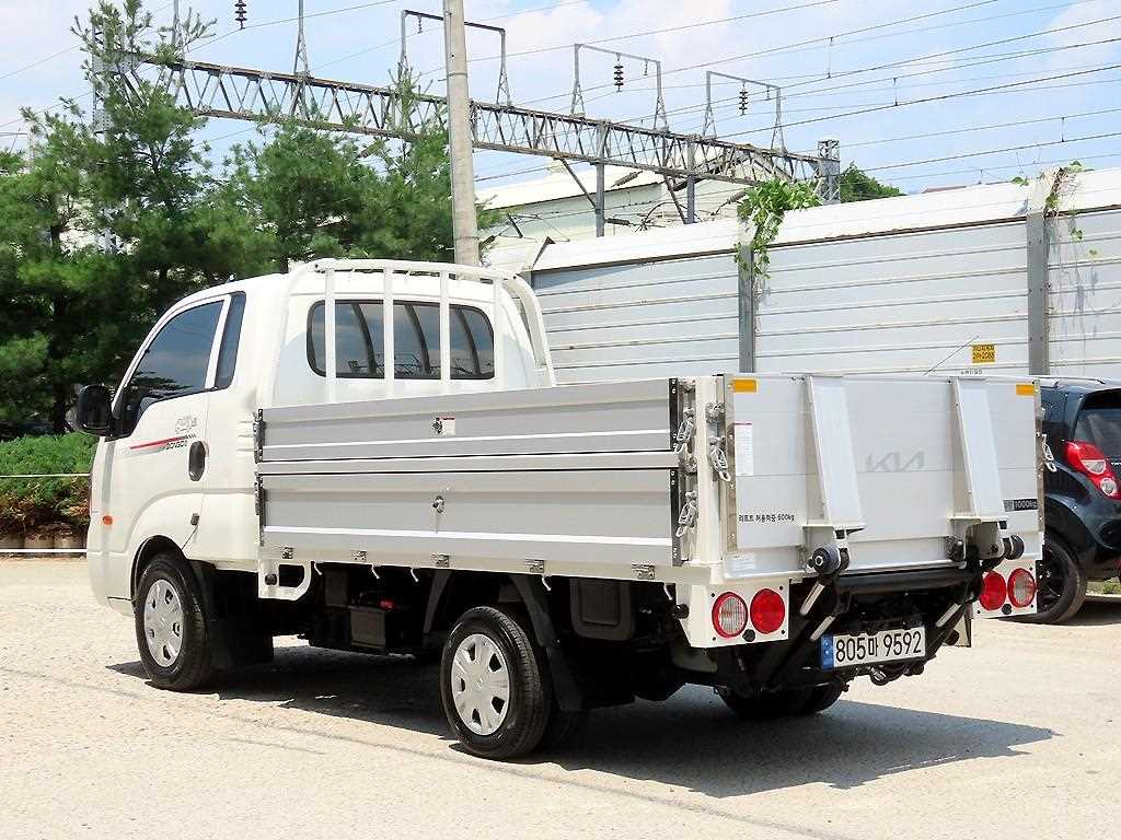 기아 봉고3 2024년식 주행 15,329km 1톤 LPG 파워게이트 중고 화물차 카고 상세 이미지 3