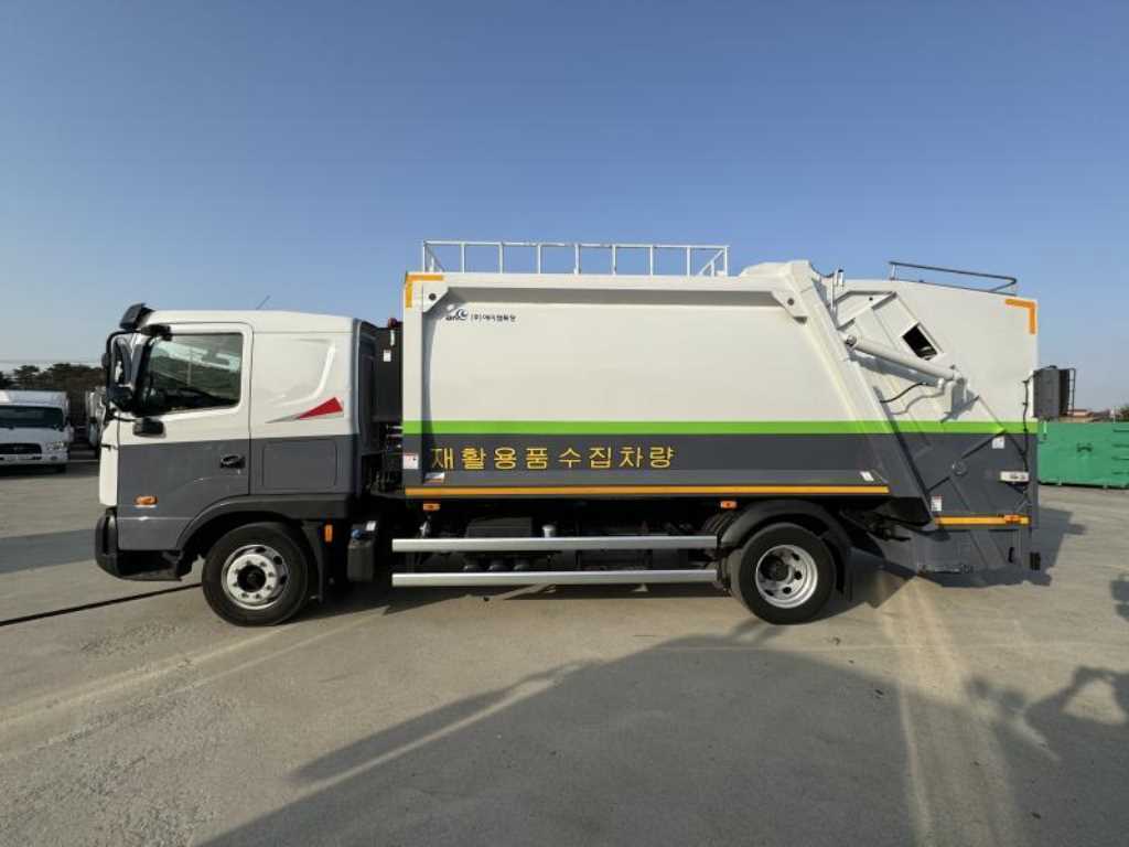 현대 파비스 5톤 압축진개차 2023년식 주행 20,000km 중고 화물차 상세 이미지 10