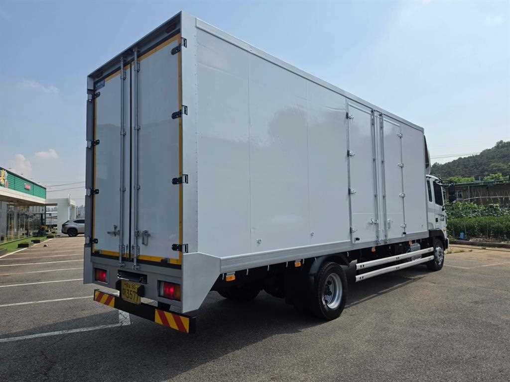 현대 익스탑 5톤 2020년식 주행 96,651km 중고 화물차, 길이 7m 높이 2500mm 상세 이미지 7