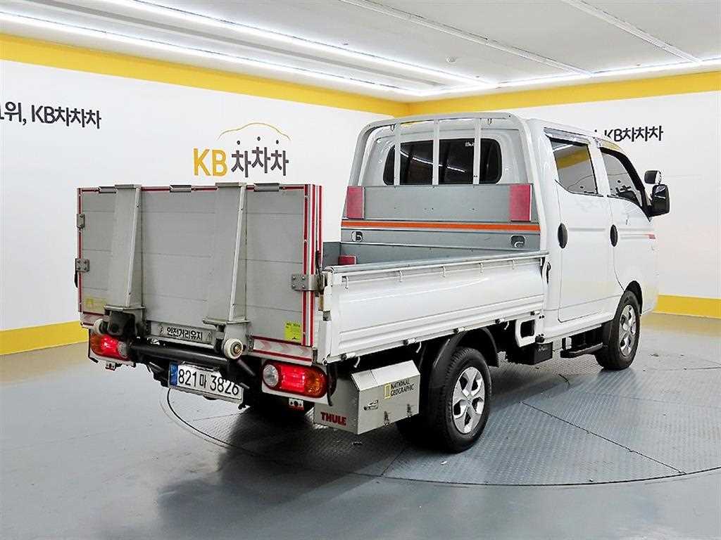 현대 포터2 1톤 더블캡 초장축 파워게이트 2023년형 주행 121,353km 중고 화물차 카고 상세 이미지 4