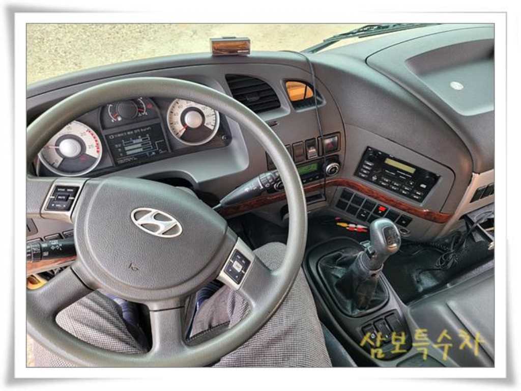 현대 트라고 25톤 올스탠 탱크로리 2009년식 중고 화물차 홈/탱크로리 2009-03 주행 209,427km 상세 이미지 8