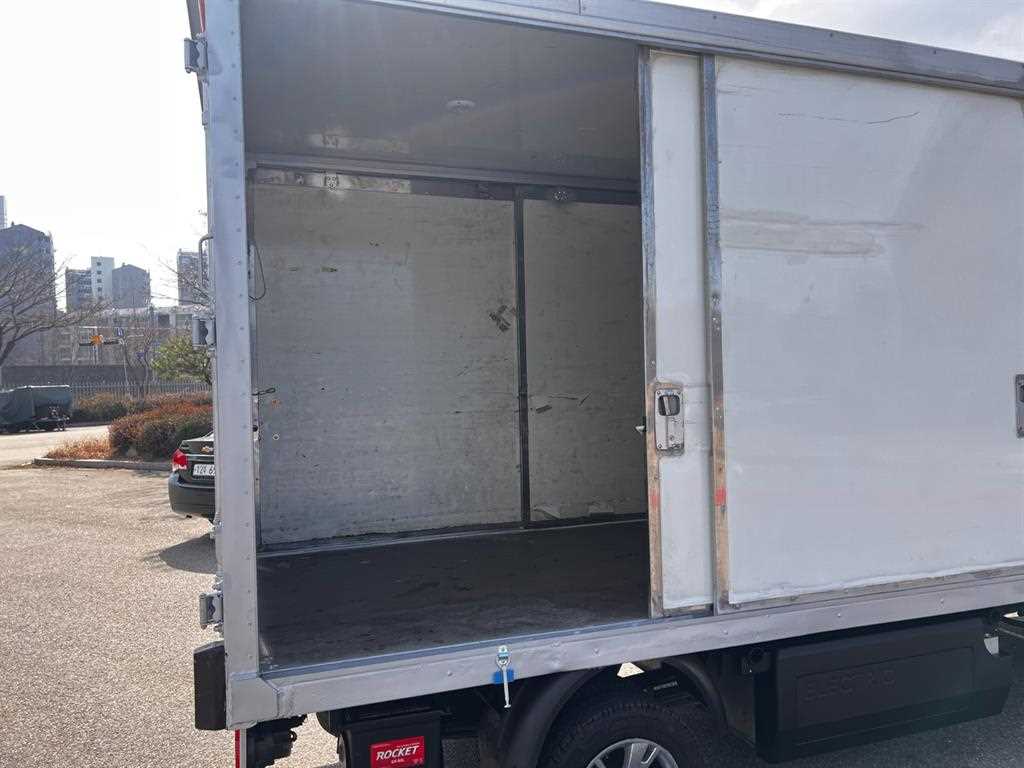 현대 포터2 EV 1톤 하이내장탑 2021년식 주행 70,703km 중고 화물차 상세 이미지 8